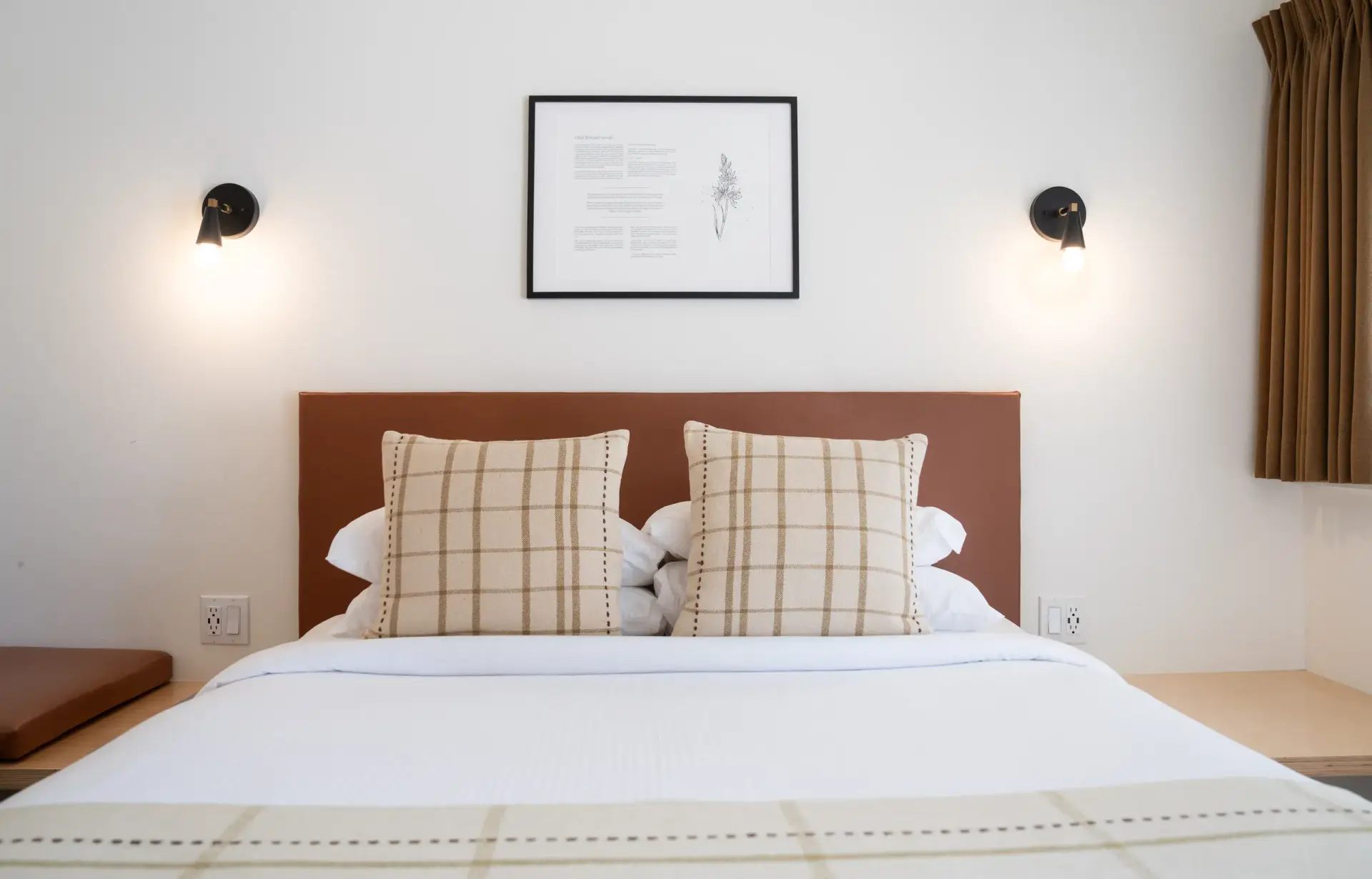 swiss-chalet-motel-2024-interior-145